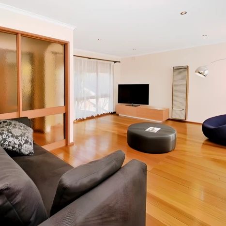 5 Bed, 3 Bath - Photo 1