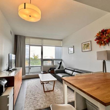 Furnished 2bed1bath at Cambie and 49 Ave. Skytrain - Photo 3