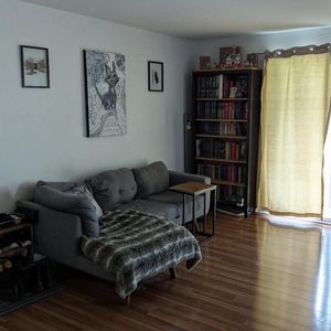 Terrebonne 41/2 - Photo 2