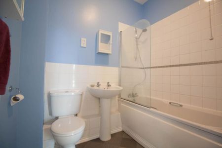 2 bedroom flat to rent - Photo 5
