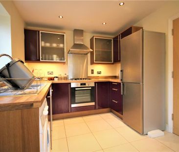 3 bedroom link detached house to rent - Photo 4