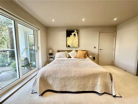 Balcombe Road, Poole, Dorset, BH13 - Photo 4