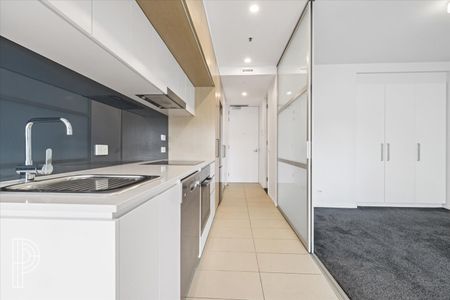 Modern 1 bedroom apartment at the popular Linq development - Photo 3