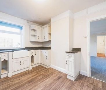 3 bedroom detached bungalow to rent - Photo 1