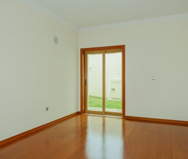 Apartamento T2, Arrendamento, Cascais (Quinta das Patinhas) - Photo 1