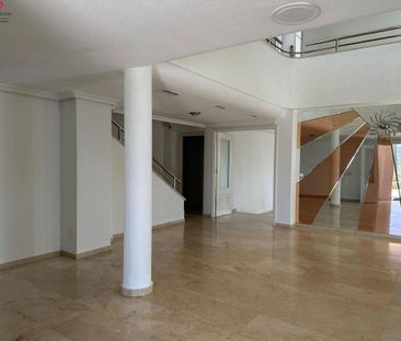 9 bedroom luxury Villa for rent in Las Rozas de Madrid, Autonomous ... - Photo 1