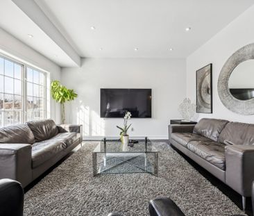 For Lease - 11 Pietro Drive, Vaughan, Ontario - Photo 4