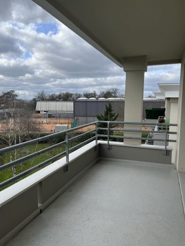 Location Appartement 3 pièces 65m² CENON 33150 - Photo 4