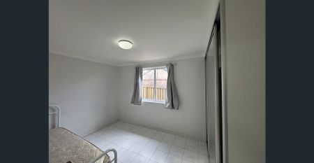2 Bedroom Flat - Photo 2