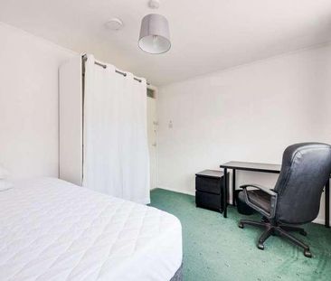 St Michaels Road, Canterbury, CT2 - Photo 3