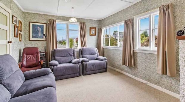 Cozy home in Waimate - Photo 1