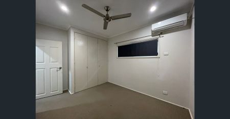 4 bedroom with pool - Photo 2