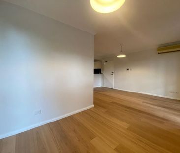 Refreshed Spacious 1 Bedroom in Prime Location with Unmatched Conve... - Photo 4