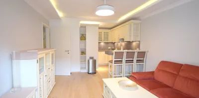 Furnished, modern 3-Room Apartment, with Loggia and Parking Space, on the 5th Floor, 75m² in 1050 Vienna! - Photo 2