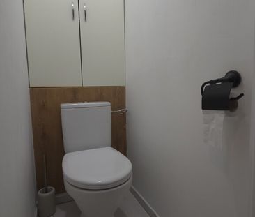 Ładna Kawalerka! 33 m2. Osobna kuchnia. - Zdjęcie 3