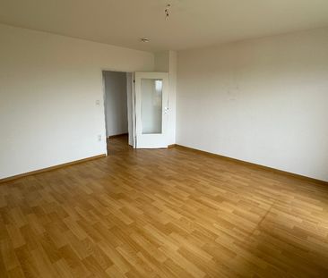 Großzügige 4-Zimmer-Wohnung mit Weitblick - Foto 1