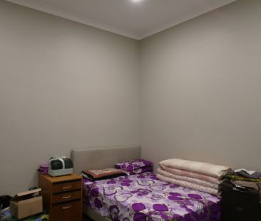 Charming Cottage - Photo 2