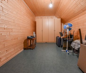 Ruime alleenstaande woning met vijf slaapkamers en grote tuin - Photo 4