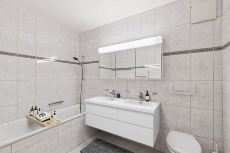 3.5 Zimmer, 101 m², 2. Stock - Photo 3