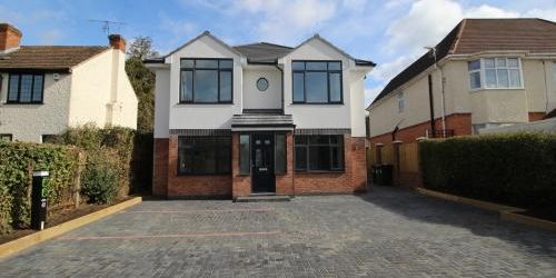 1 bedroom in a house share to rent - Photo 3