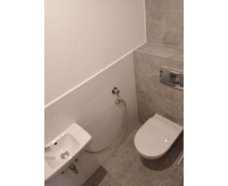 Pécs belvárosában kiadó , egy elegáns lakás - Fotó 5