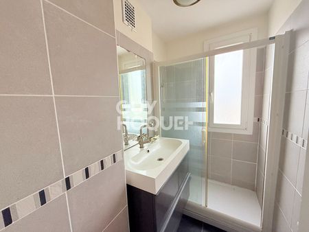Location Appartement 4 pièces 64m² - Photo 5