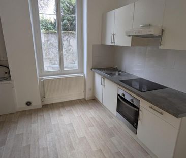 Location Appartement 1 pièce 31m² CLERMONT FERRAND 63000 - Photo 4