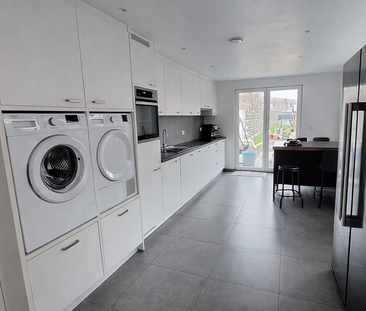 Huis te huur in Berlaar voor € 1.275 met 3 slaapkamers - Photo 5