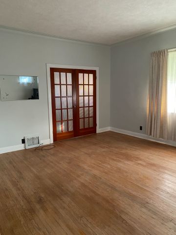 For Lease - 199 Barnardo Avenue, Peterborough North, Ontario - Photo 3