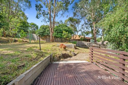 7 Yimbala Cres, Greensborough - Photo 5