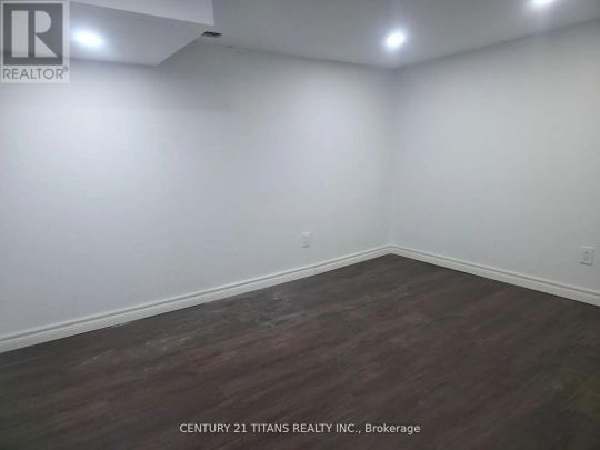 1327 COMMERCE STREET - Photo 1