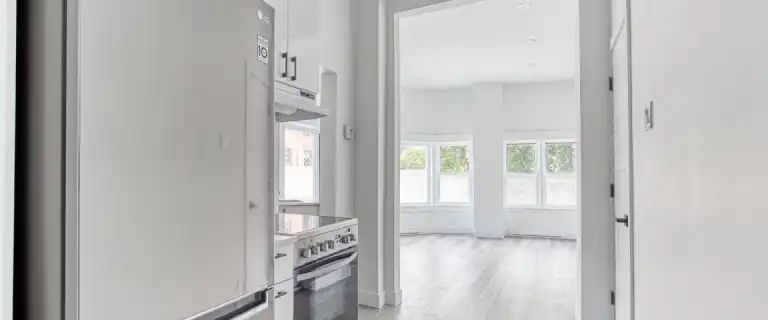 2002-2010 St Andre | 2002 Rue Saint-André, Ville-Marie - Photo 1