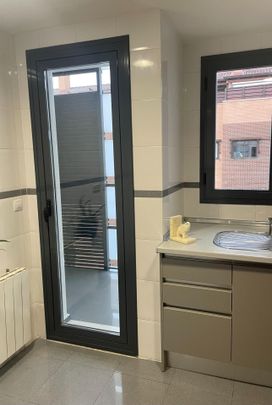 Piso de alquiler en Paseo de la Democracia, Soto del Henares - Photo 1