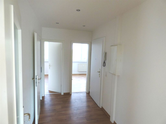 **Loftwohnung mit Aufzug, offene Küche und verglaster Balkon** - Foto 1