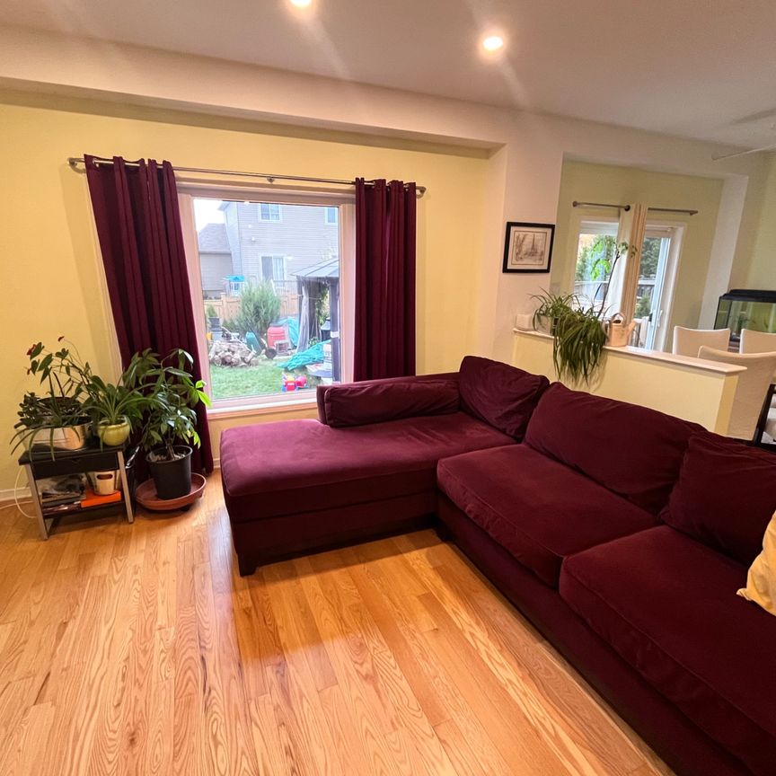 For Lease - 345 Jasper Crescent, Clarence-Rockland, Ontario - Photo 1