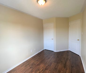 For Lease - 480 Dalmuir Mews, Mississauga, Ontario - Photo 6