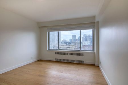 3555 Cote-des-Neiges Road - Photo 4