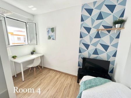 Barriada Villegas, Sevilla, Andalusia 41008 - Photo 3