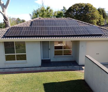 Private 3 bedroom home - Photo 4