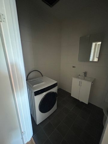 Örebro - 1rok - tillsv - 8.742kr/mån - Photo 5