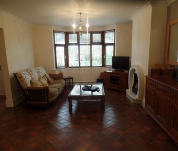 3 Bed Terraced House For Rent - Photo 2