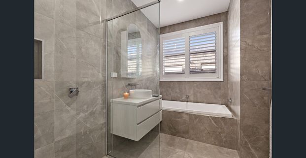 ELEGANT FAMILY HOME - Photo 1