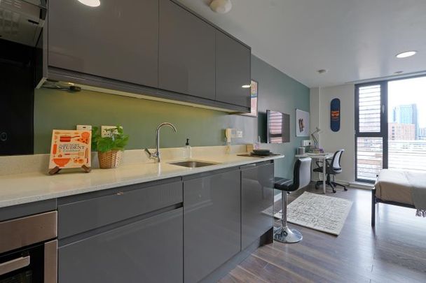 Student Apartment 0 bedroom, City Centre, Sheffield - Photo 1