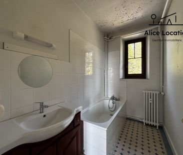 Location Appartement 4 pièces 85m² THONON LES BAINS 74200 - Photo 3