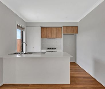 Brand New Family Living - Photo 5