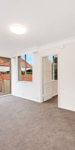 One Bedroom Mosman Village Apartment - Photo 4