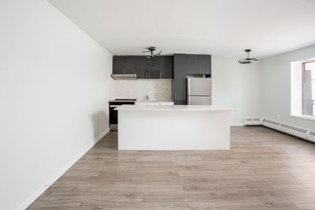 For Lease - 371 Lakeshore Road Unit# 103, Mississauga, Ontario - Photo 5