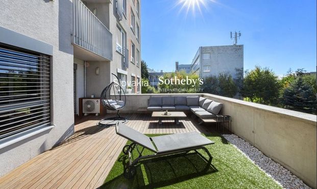 2 IZB. BYT S TERASOU NA DROTÁRSKEJ, BA I - STARÉ MESTO, ID: 0428 - Photo 1