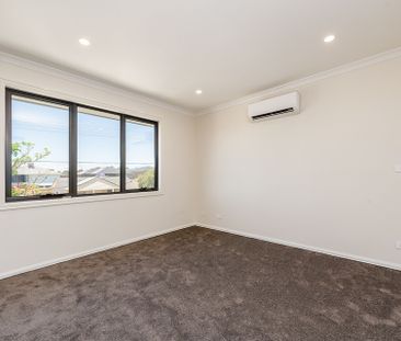 20 Merton Street, Springvale. - Photo 2