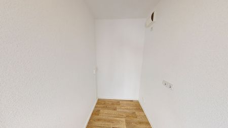 Barrierearme 1-Raum-Wohnung mit Balkon und Einbauküche - Foto 5